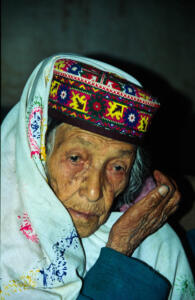 IsmailifrauPakistanHunzatalNorden  